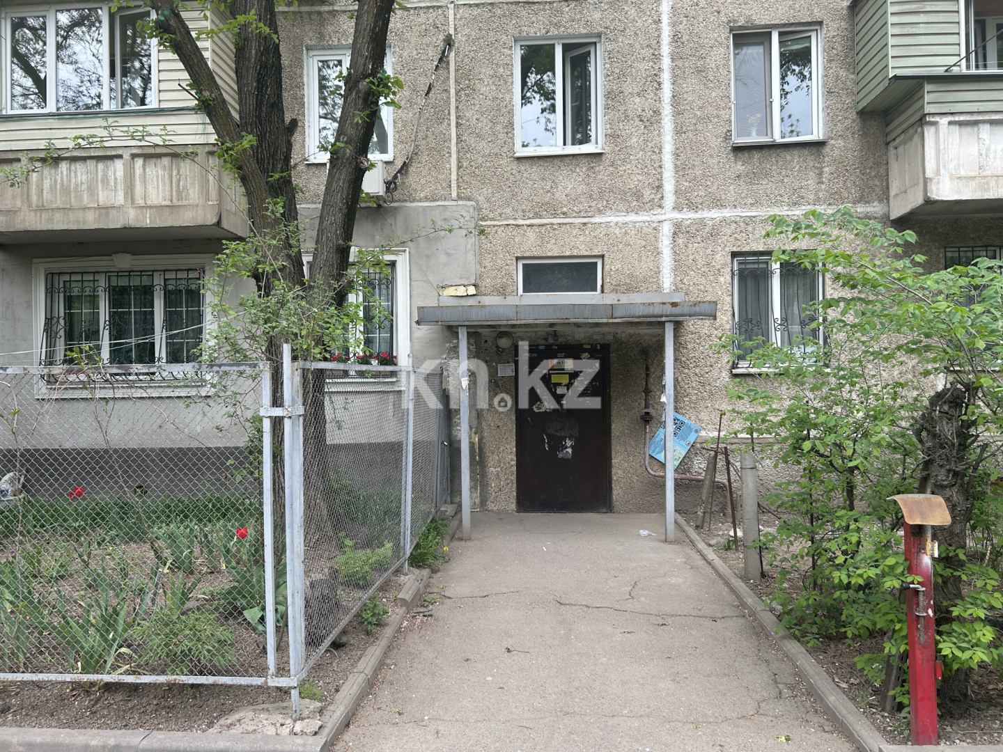 Продажа 2-комнатной квартиры, 42.3 м² - Продажа квартир в Алматы - страница 8 фото 2 из 12