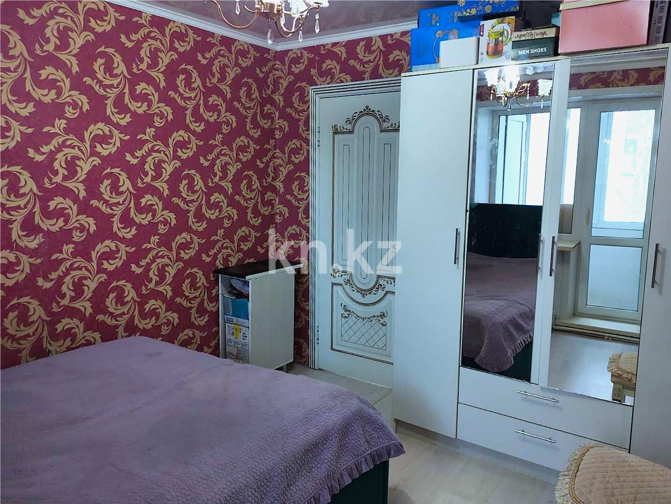 Продажа 4-комнатной квартиры, 60 м² - Продажа четырехкомнатных квартир в Городе Караганды - страница 2 фото 8 из 14