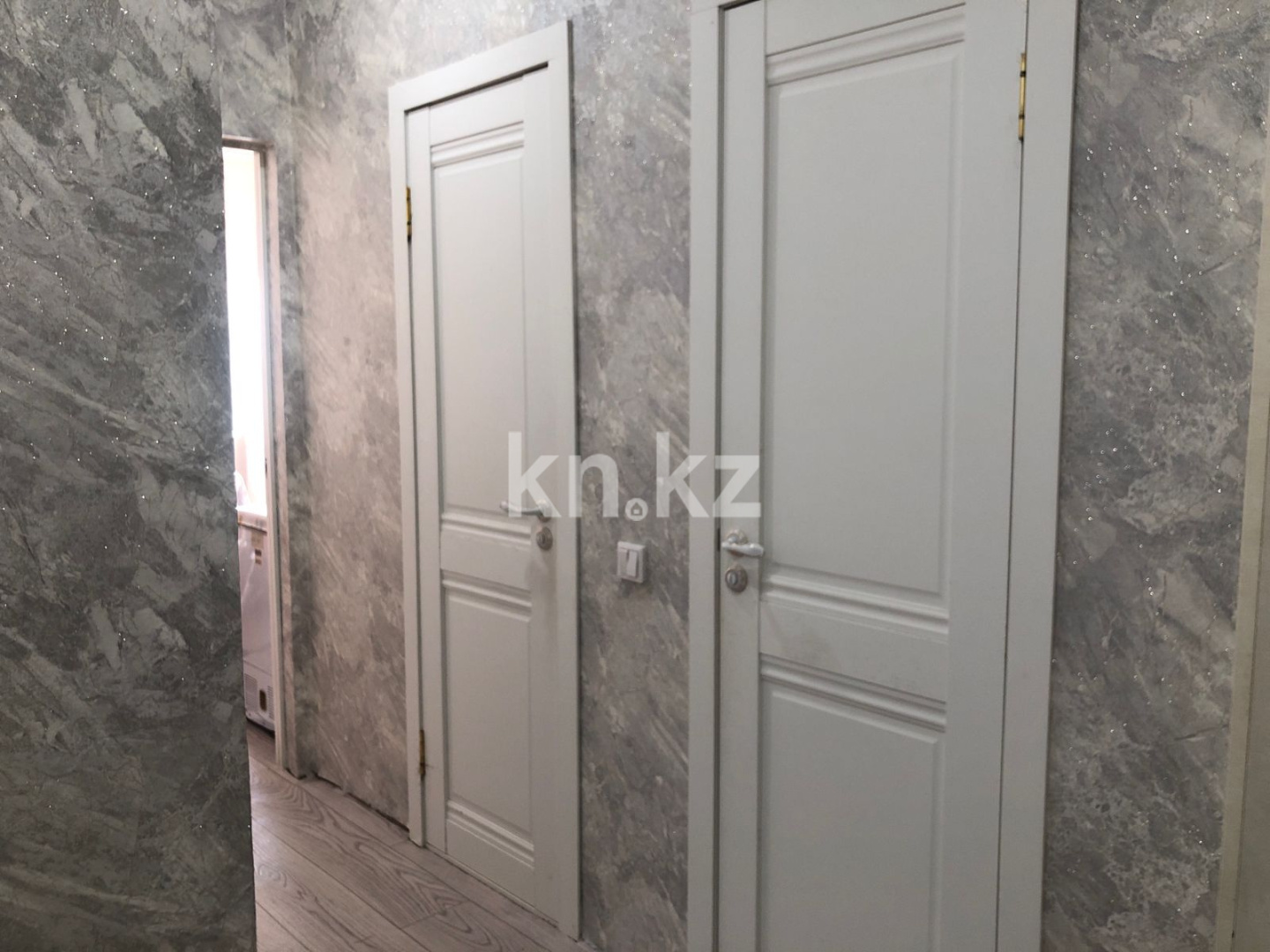 Продажа 2-комнатной квартиры, 68 м², ул. Момышулы, дом  26/3 - Продажа  двухкомнатных квартир в Караганде фото 12 из 18