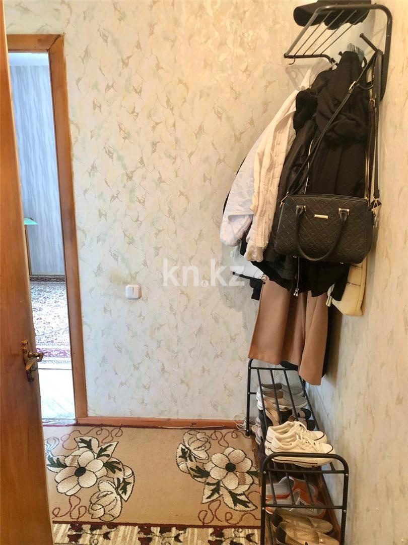 Продажа 1-комнатной квартиры, 30 м², мкр-н 13 - Продажа  однокомнатных квартир в Караганде с фото фото 8 из 13