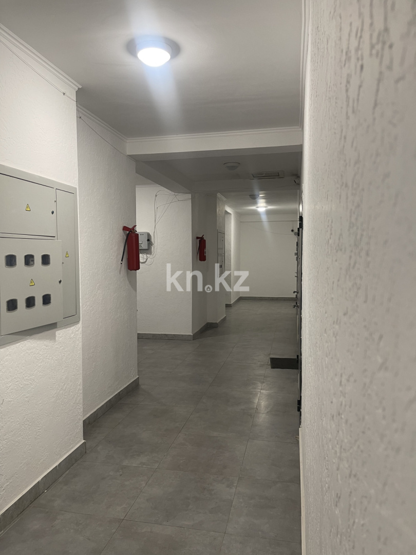 Продажа 1-комнатной квартиры, 40 м², ул. Еспаева, дом  10 в Алматы - фото 21