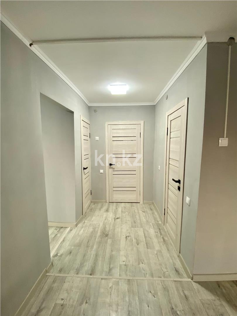 Продажа 1-комнатной квартиры, 35 м², пр. Бухар-жырау - Продажа квартир в Караганде фото 8 из 10