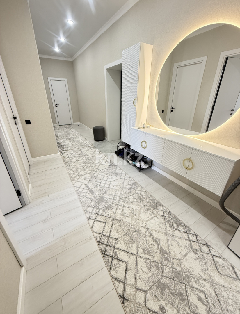 Продажа 4-комнатной квартиры, 90 м² в Караганде - фото 17