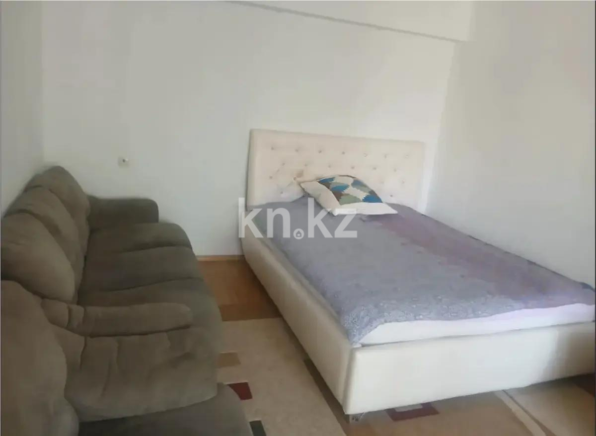 Продажа 1-комнатной квартиры, 37 м², мкр-н Самал-2, дом  2 - Продажа квартир в Алматы фото 1 из 4