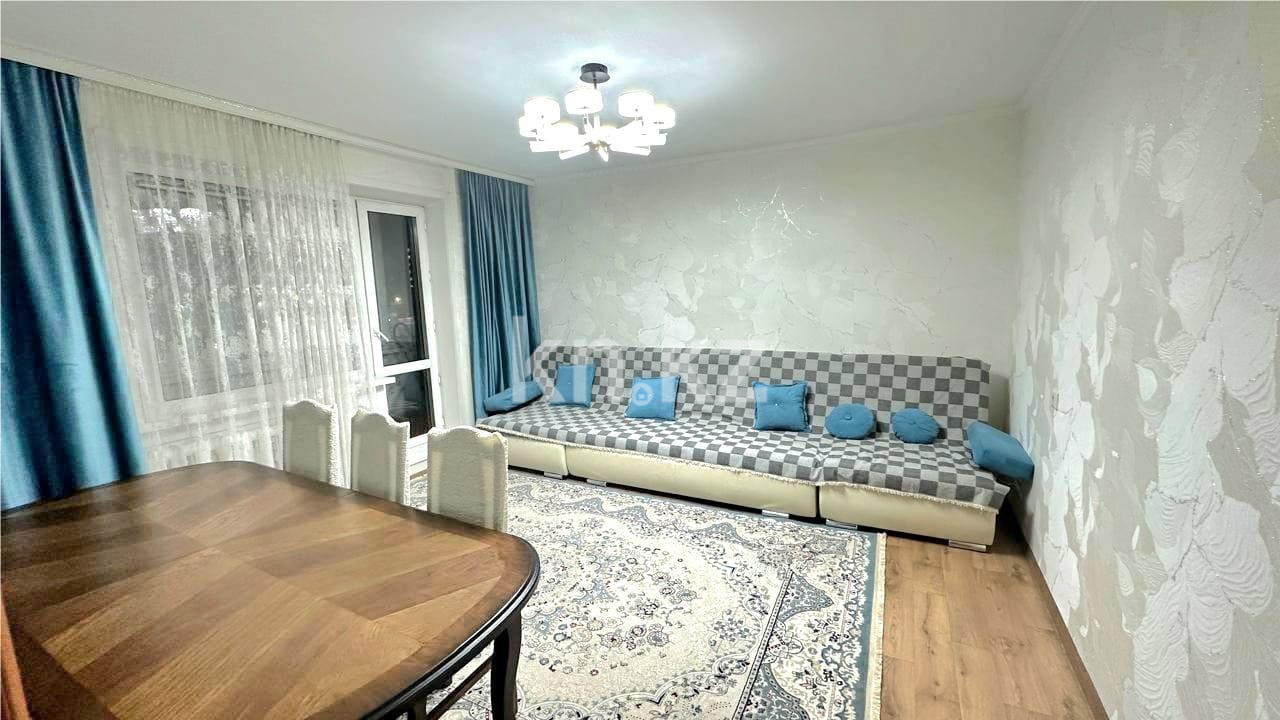 Продажа 3-комнатной квартиры, 63 м² - Недвижимость в Караганде - страница 2 фото 1 из 13