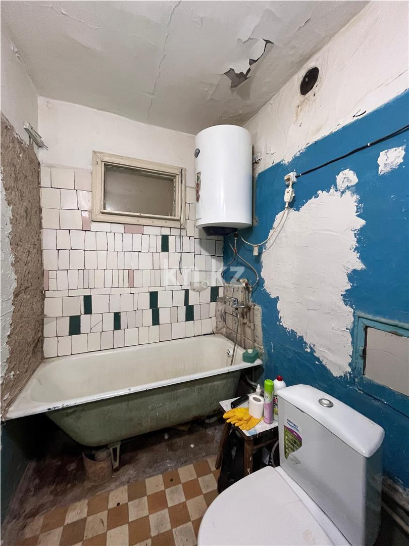 Продажа 3-комнатной квартиры, 56 м², мкр-н 12 в Караганде - фото 9