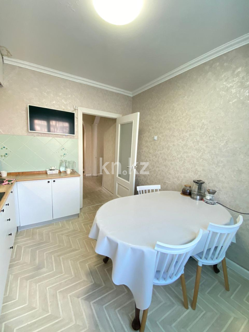 Продажа 4-комнатной квартиры, 82 м² в Караганде - фото 3