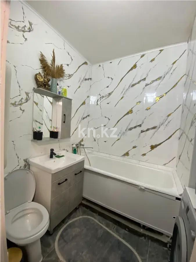 Продажа 1-комнатной квартиры, 38 м², мкр-н Айнабулак-3, дом  157 в Алматы - фото 4