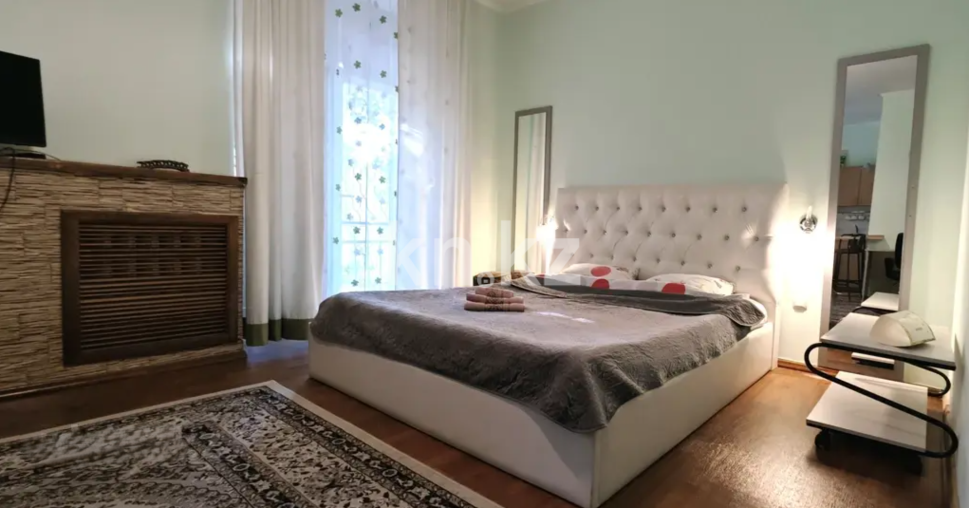 Аренда 1-комнатной квартиры посуточно, 34 м², пр. Абылай хана, дом  117 - ул. Кабанбай батыра в Алматы - фото 2