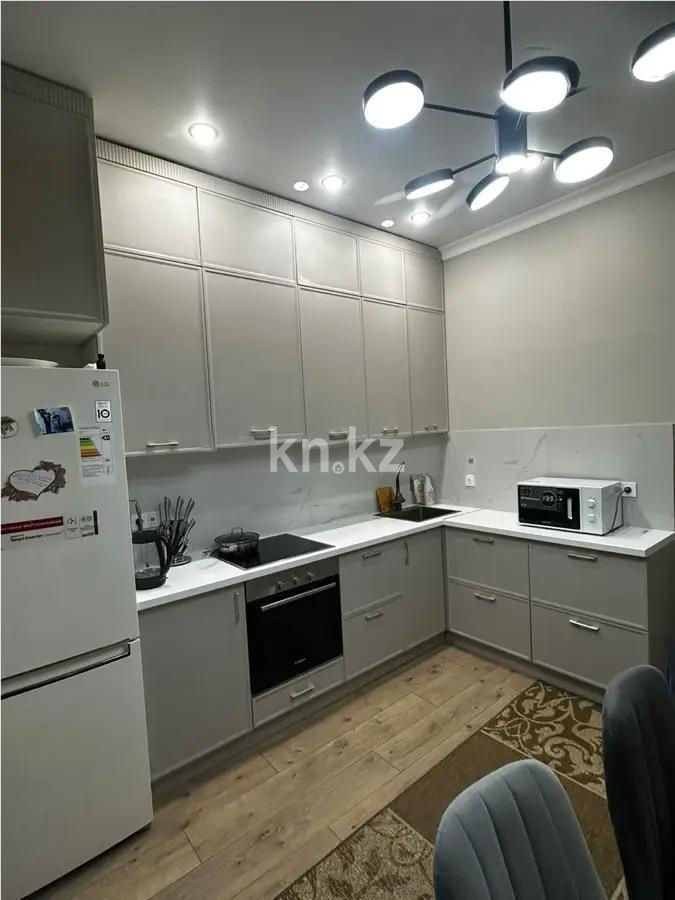 Продажа 2-комнатной квартиры, 67 м², ул. Омарова, дом  2 в Астане - фото 3