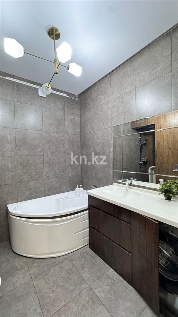 Продажа 4-комнатной квартиры, 103 м² в Караганде - фото 6