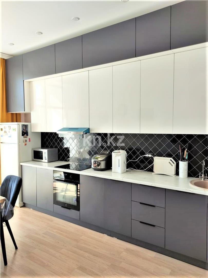 Продажа 3-комнатной квартиры, 75 м², ул. Муканова, дом  41/25 - Продажа  трехкомнатных квартир в Караганде фото 8 из 17