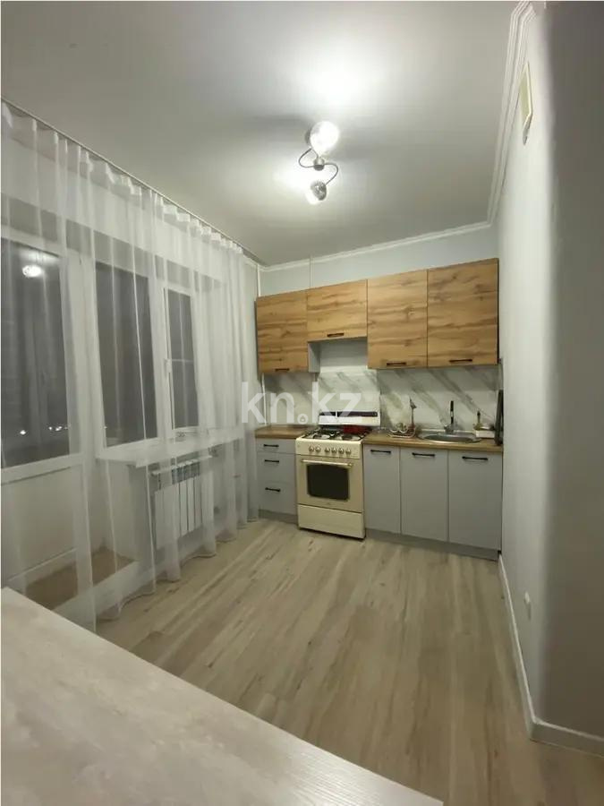 Продажа 3-комнатной квартиры, 70.9 м², мкр-н Аксай-3б, дом  2 в Алматы - фото 3