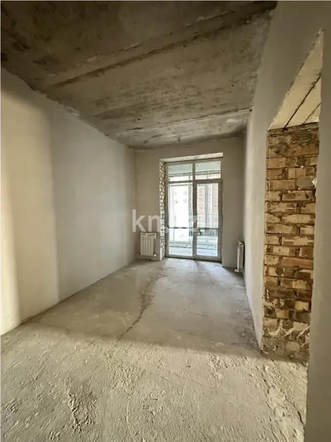 Продажа 4-комнатной квартиры, 119 м², мкр-н Степной-2, дом  участок 2/6 в Караганде - фото 3