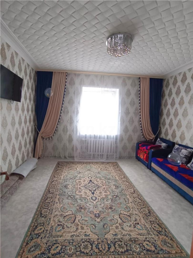 Продажа 3-комнатной квартиры, 80 м², ул. Щорса - Продажа квартир в Караганде фото 1 из 9