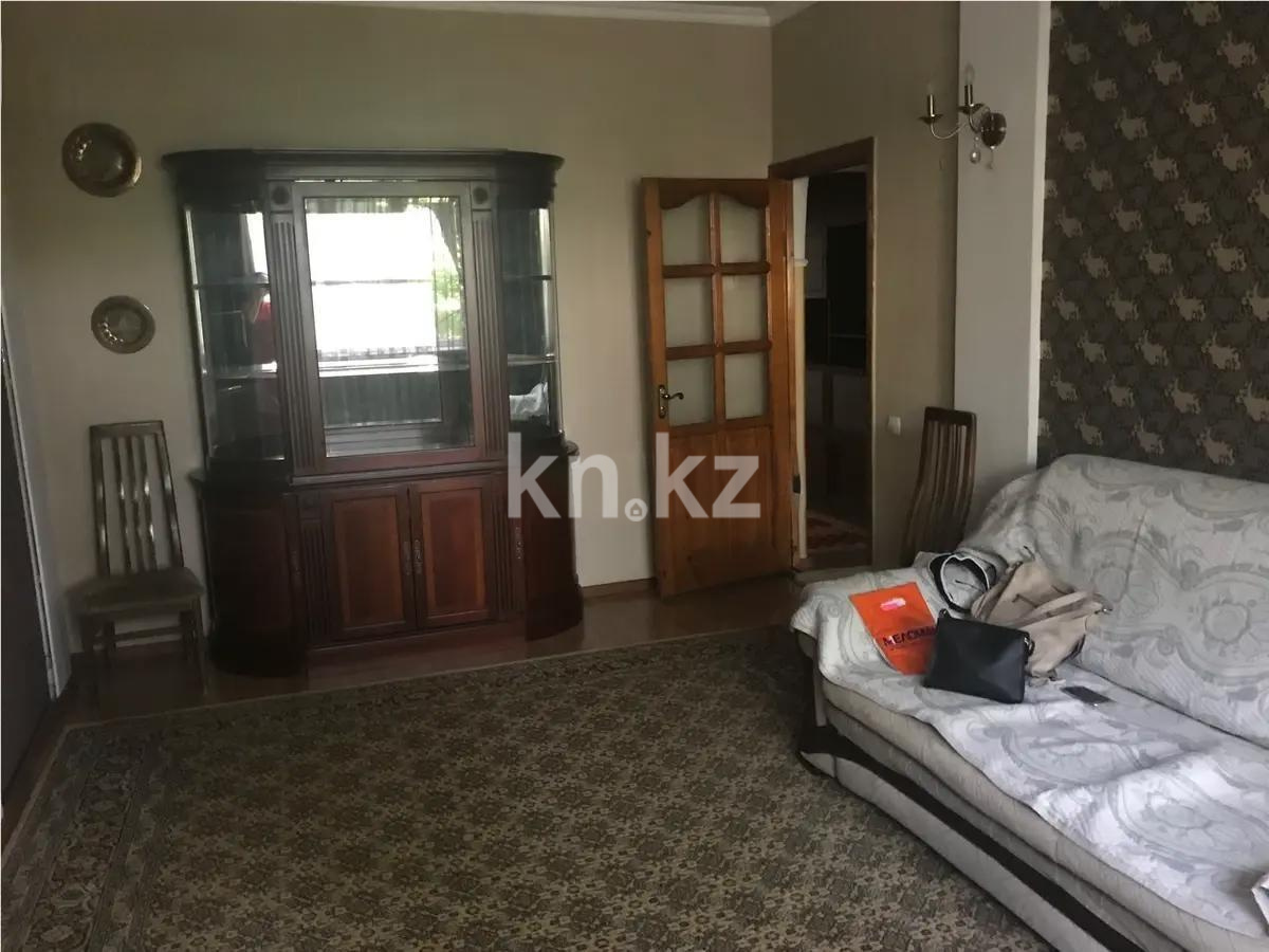 Продажа 3-комнатной квартиры, 68 м², мкр-н Аксай-4, дом  82 - Продажа квартир в Алматы фото 1 из 4