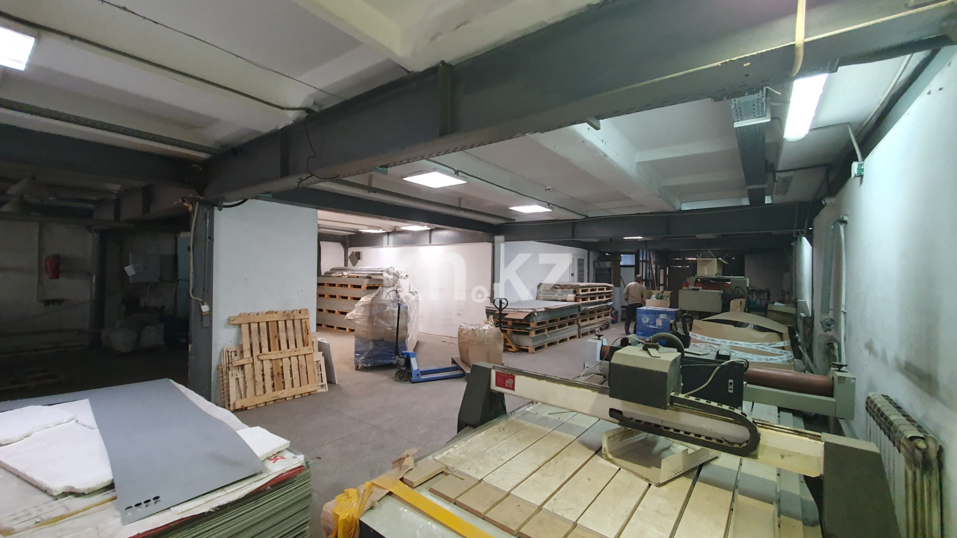 Продажа , 2150 м², Рыскулова, дом  1/1 - Продажа зданий в Алматы фото 36 из 40