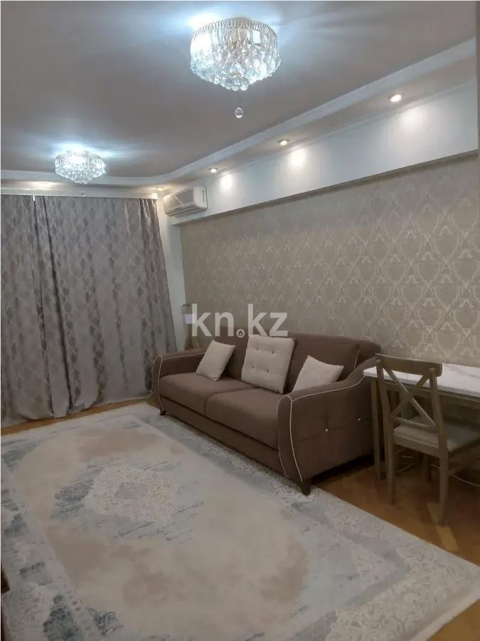 Продажа 3-комнатной квартиры, 77.6 м², ул. Жандосова, дом  84 - Продажа квартир в Алматы фото 1 из 4