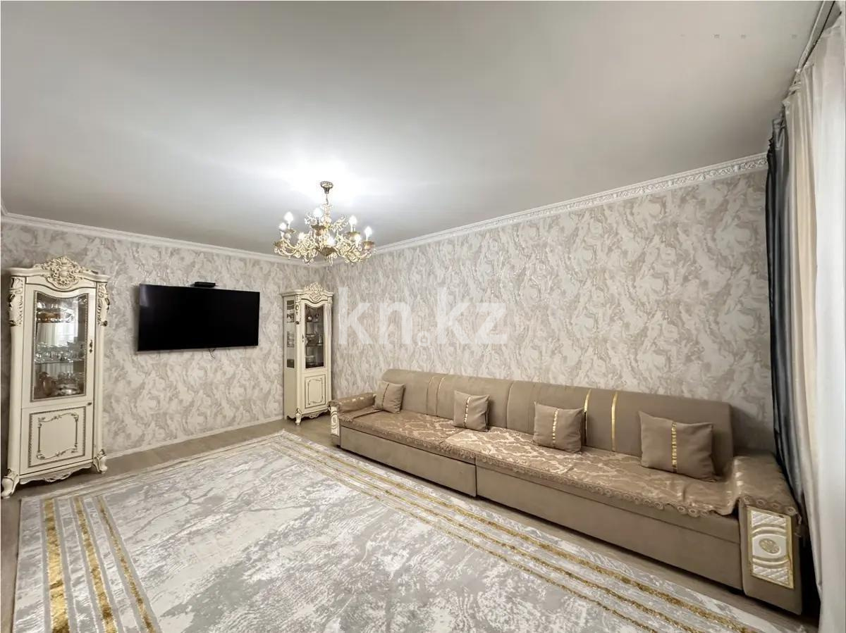 Продажа 3-комнатной квартиры, 105 м², мкр-н Аксай-1а, дом  28 в Алматы