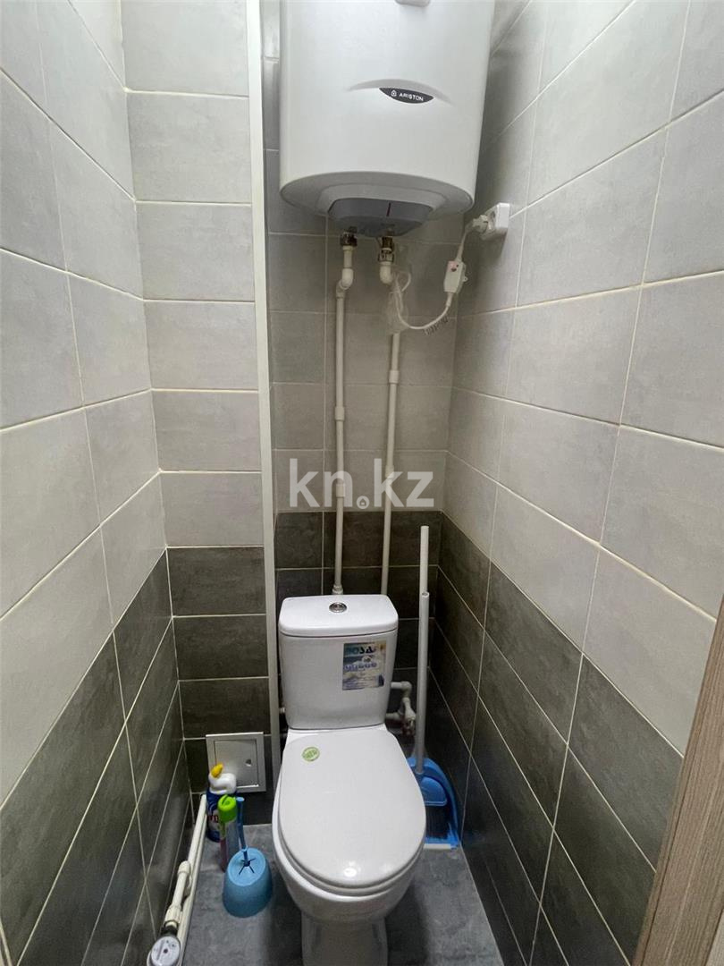 Продажа 1-комнатной квартиры, 42 м², мкр-н Орбита-1 - Продажа  однокомнатных квартир в Караганде с фото фото 9 из 10