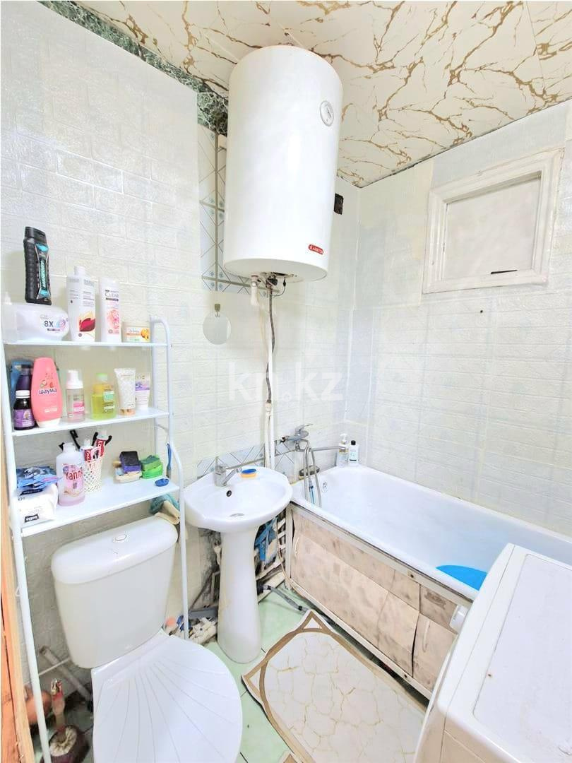 Продажа 2-комнатной квартиры, 42 м², мкр-н 16 - Продажа квартир в Караганде фото 10 из 12