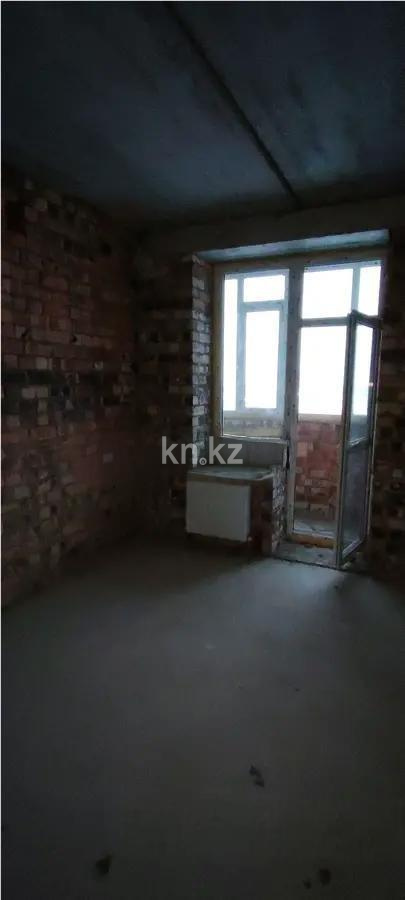 Продажа 1-комнатной квартиры, 36 м², ул. Тынышбайулы, дом  6 стр в Астане - фото 2