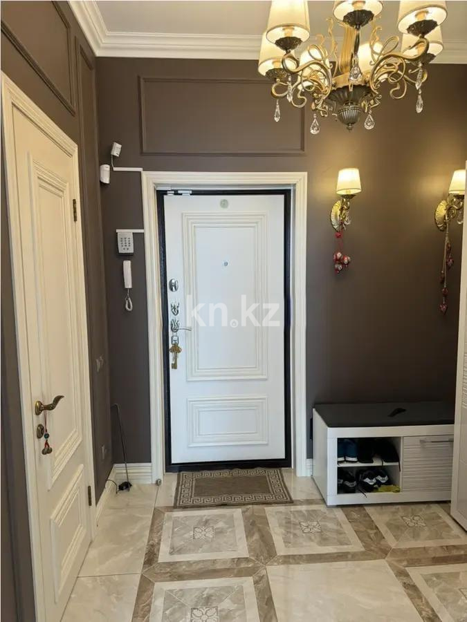 Продажа 2-комнатной квартиры, 83 м², ул. Жарокова, дом  230 в Алматы - фото 4