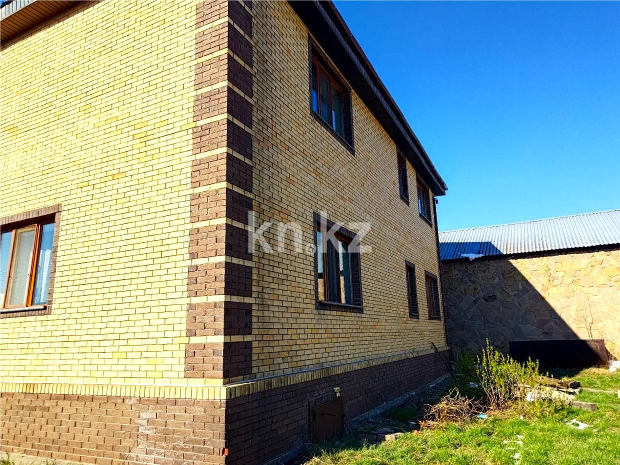 Продажа 7-комнатного дома, 260 м² в Караганде - фото 3