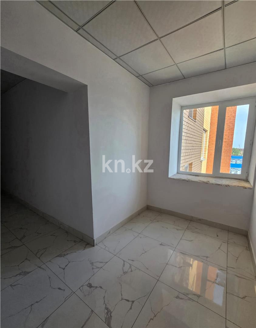 Продажа 2-комнатной квартиры, 68 м² - Продажа двухкомнатных квартир в Караганде - страница 2 фото 16 из 17