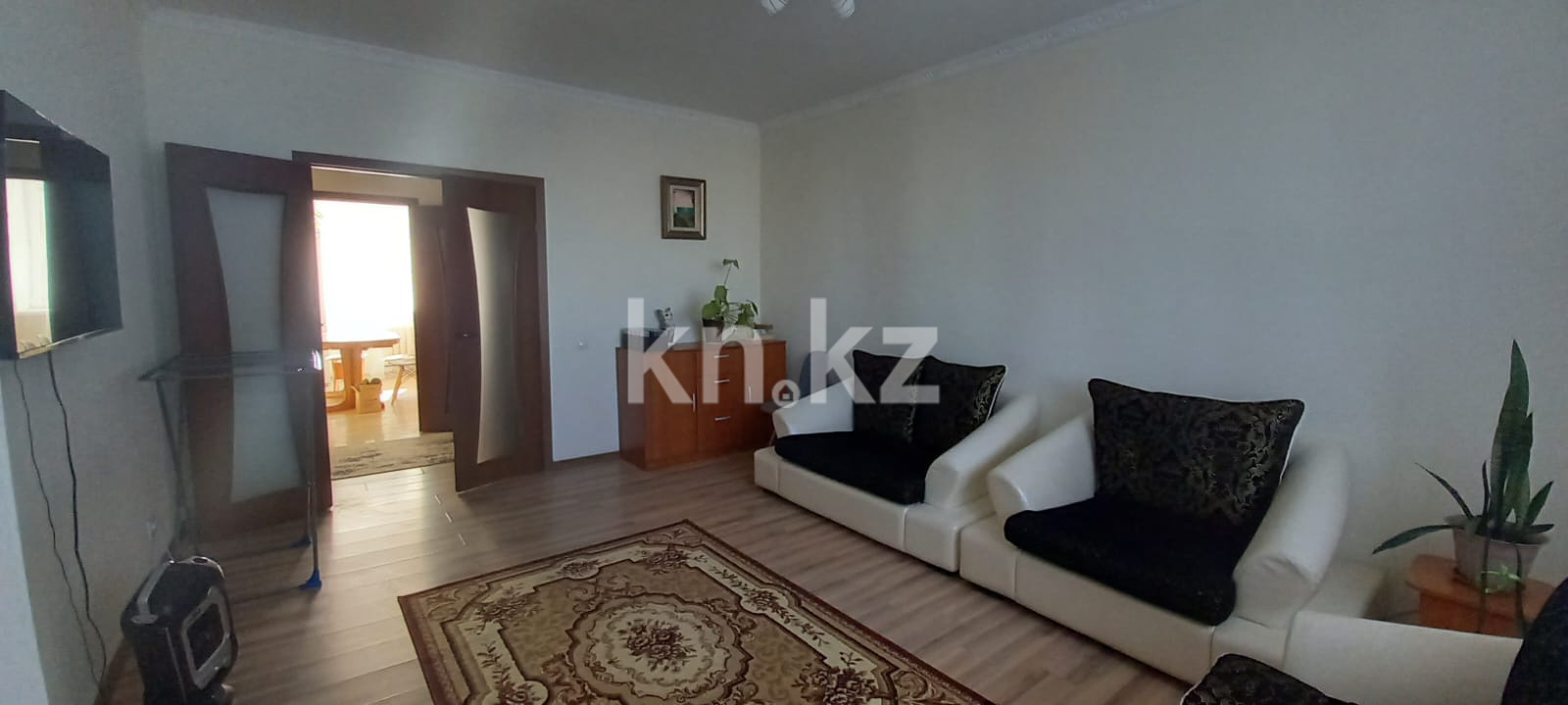 Продажа 2-комнатной квартиры, 70.4 м², пр. Богенбай батыра, дом  24/1 в Астане