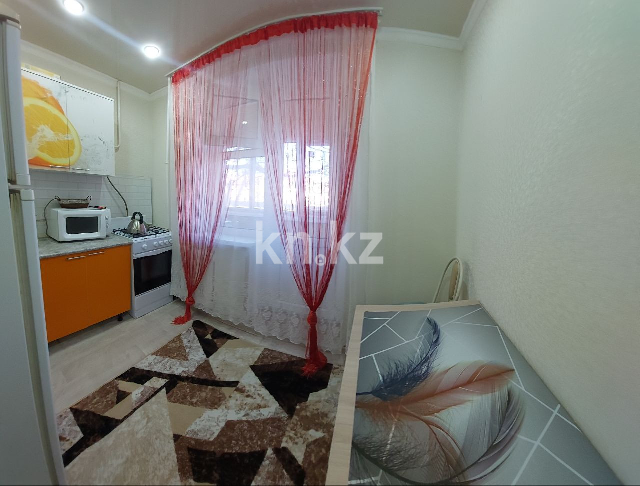 Аренда 1-комнатной квартиры посуточно, 31 м², ул. Академика Тайманова, дом  127 - Продажа и аренда недвижимости в Уральске фото 1 из 5