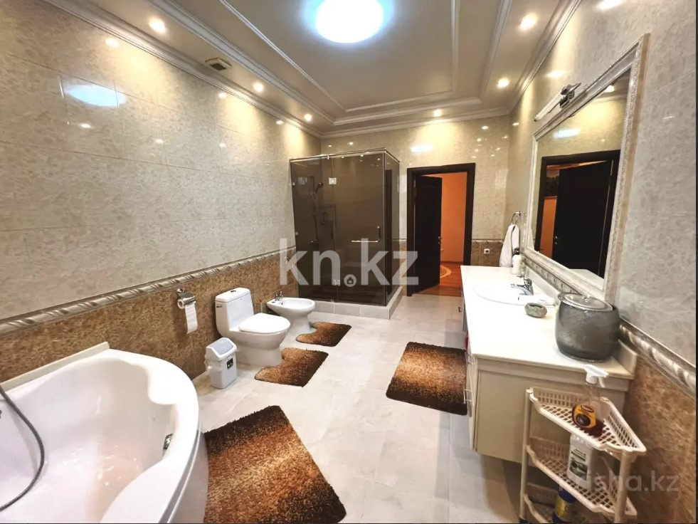 Продажа 5-комнатного дома, 433 м², ул. Ермекова - Продажа домов и коттеджей в Караганде без посредников фото 23 из 38