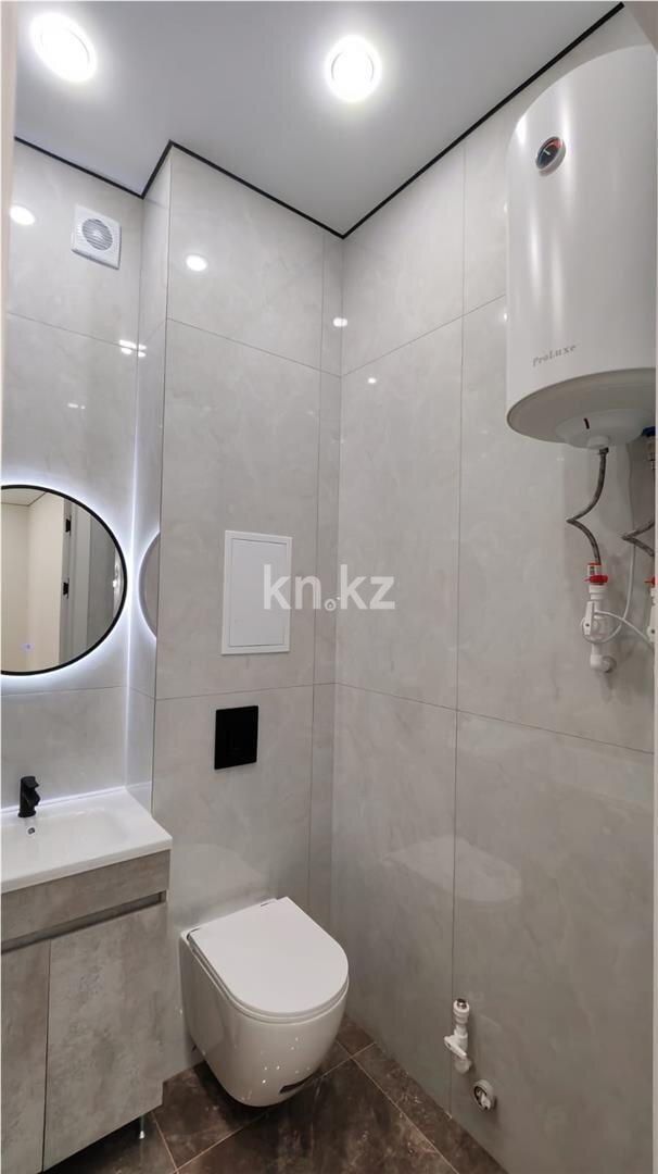 Продажа 2-комнатной квартиры, 65 м² в Караганде - фото 18