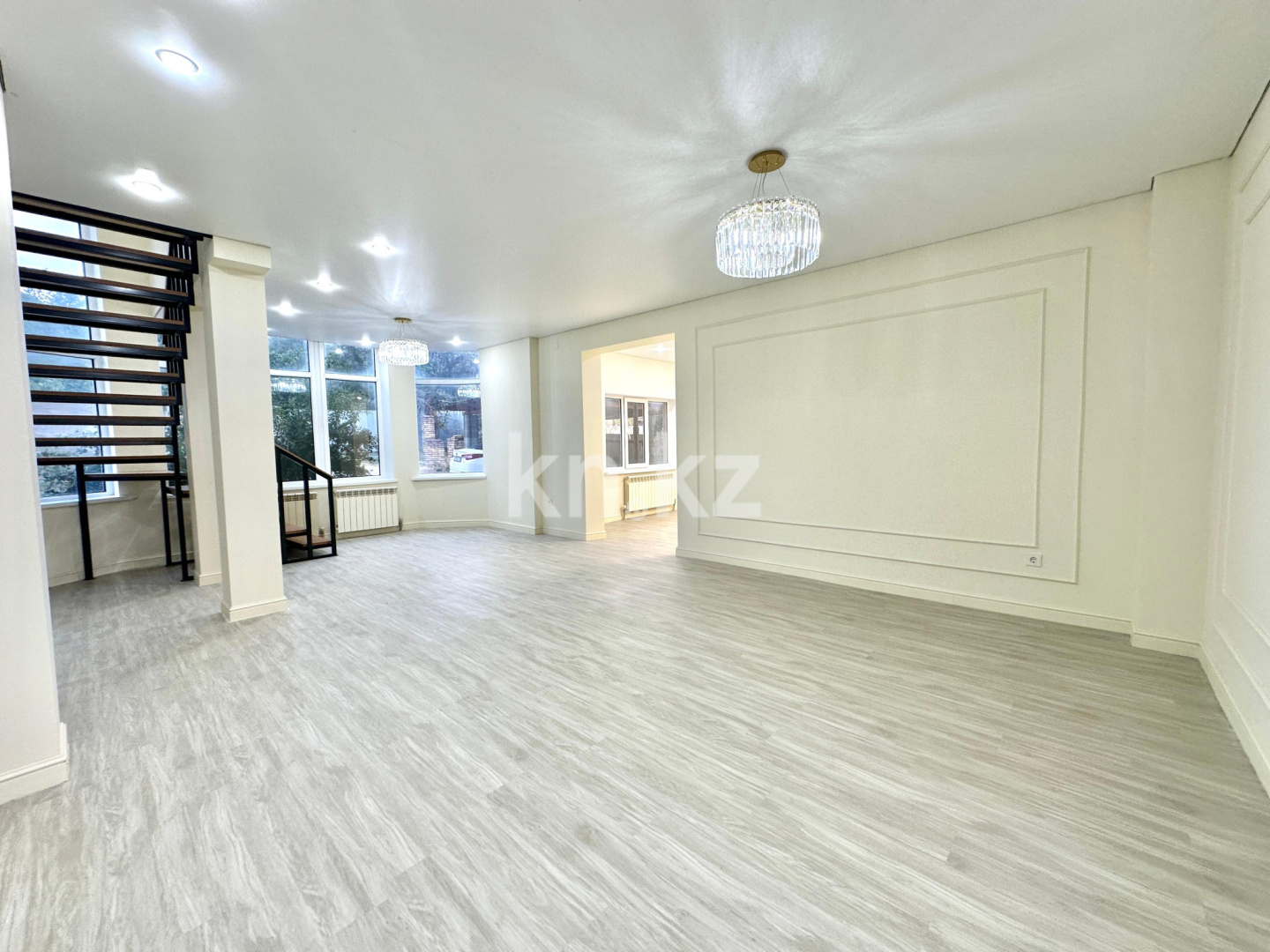 Продажа 5-комнатного дома, 190 м², ул. Енбек, дом  19 - Продажа домов, коттеджей в Алматы без посредников фото 7 из 32