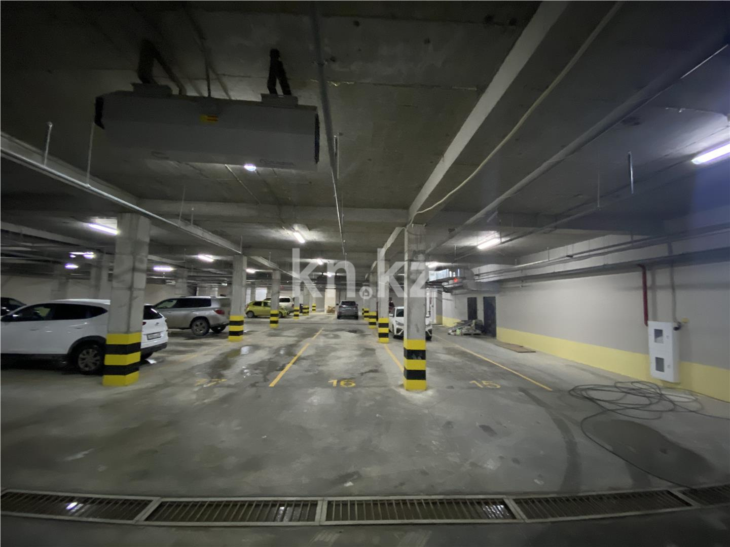 Продажа 3-комнатной квартиры, 73 м², пр. Шахтеров, дом  52б в Караганде - фото 16