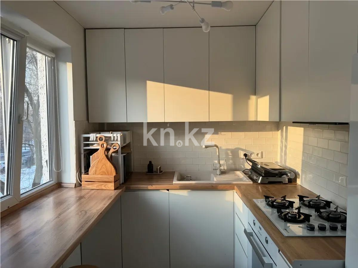Продажа 3-комнатной квартиры, 64 м², ул. Жарокова, дом  16 в Алматы - фото 4