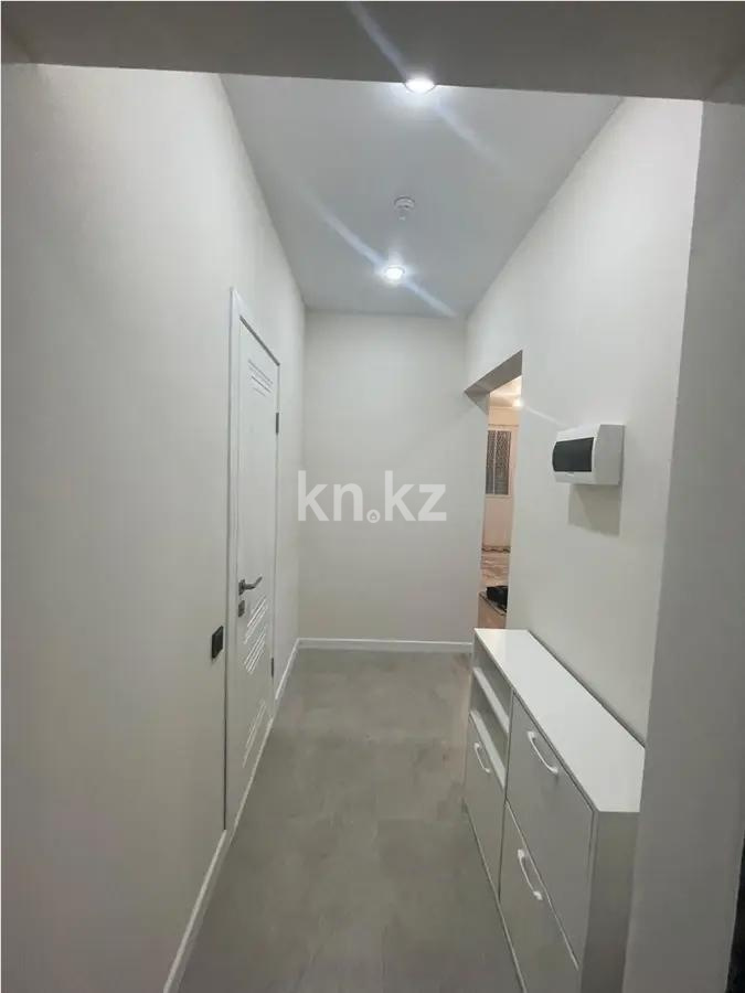 Продажа 1-комнатной квартиры, 30.3 м², пр. Райымбека, дом  210/5 в Алматы - фото 4