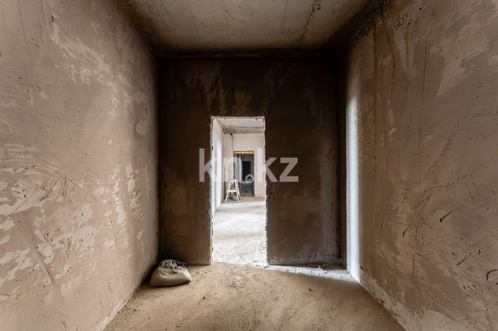 Продажа 3-комнатной квартиры, 145 м², пр. Момышулы, дом  2г блок 1 - ул. Токпанова в Астане - фото 4