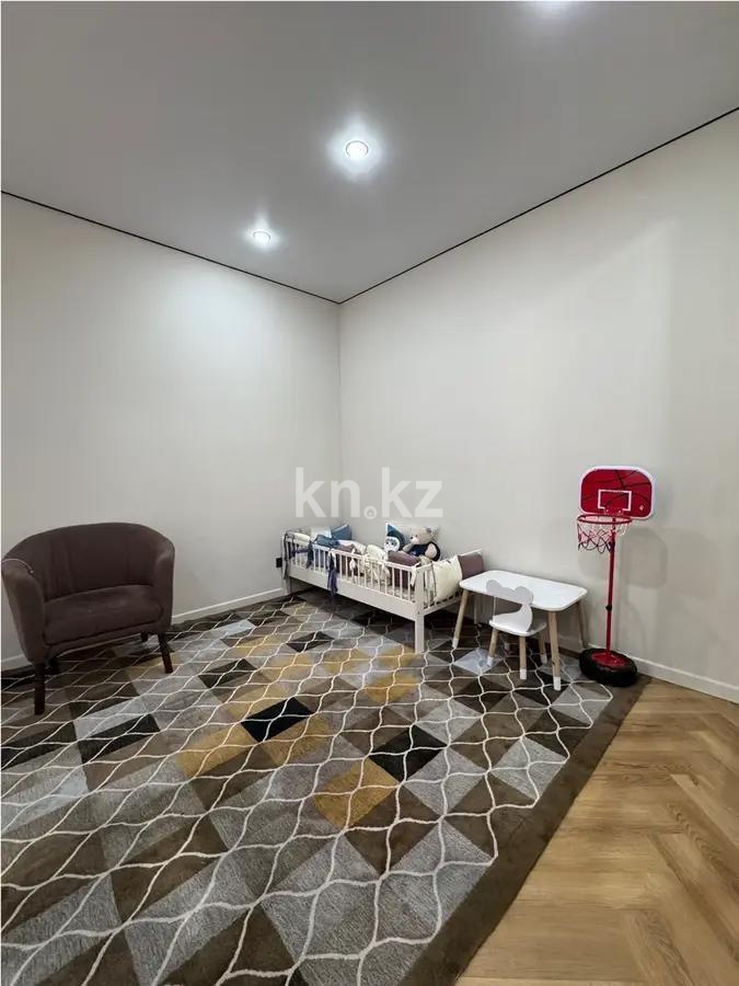 Продажа 2-комнатной квартиры, 62 м², ул. Токпанова, дом  8/6 в Астане - фото 3