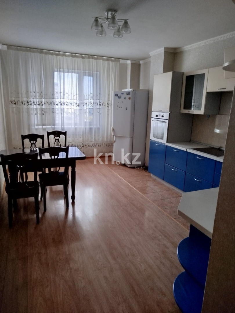 Аренда 3-комнатной квартиры, 120 м², ул. Иманова, дом  26 - ул. Асана Кайгы - Аренда квартиры помесячно в Астане фото 1 из 9