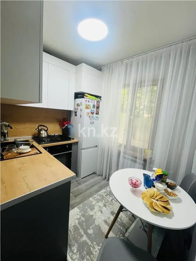 Продажа 3-комнатной квартиры, 61 м², ул. Казыбек би, дом  183 в Алматы - фото 4