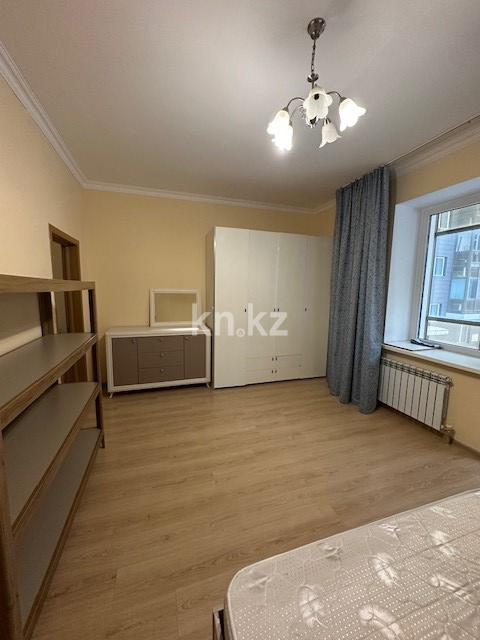 Аренда 4-комнатной квартиры, 150 м², ул. Достык, дом  1 - Аренда квартиры помесячно в Астане фото 8 из 10