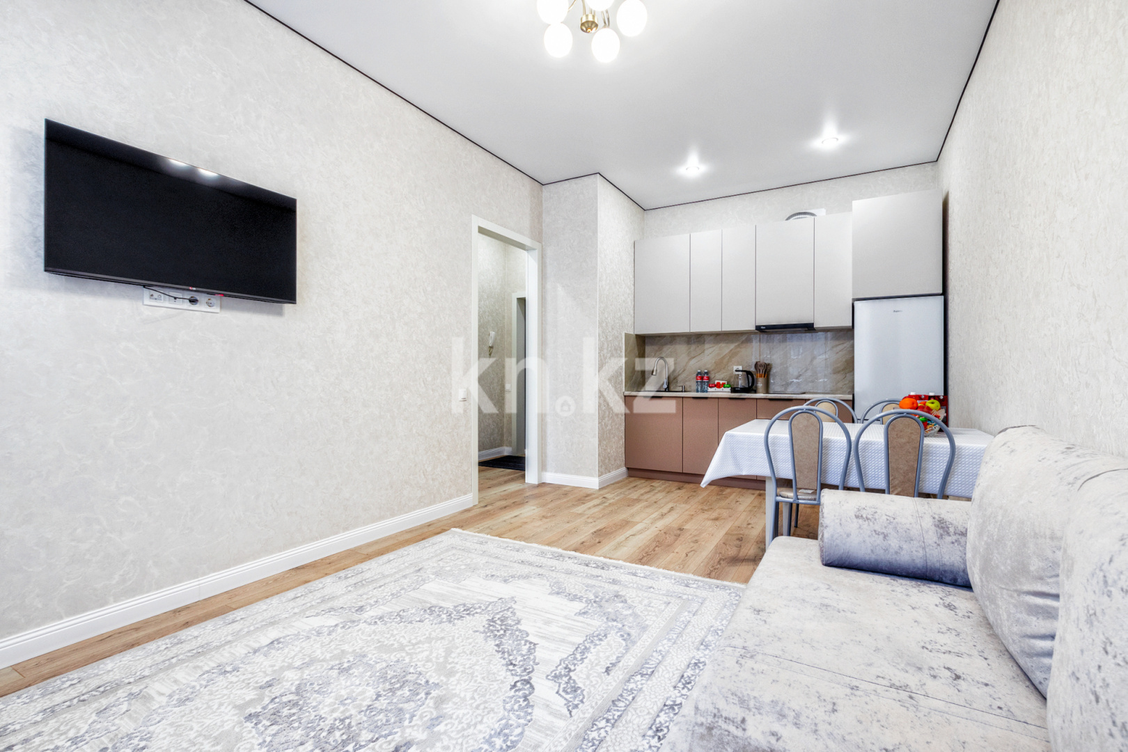 Аренда 2-комнатной квартиры посуточно, 40 м² - Аренда недвижимости в Казахстане - страница 4 фото 5 из 14