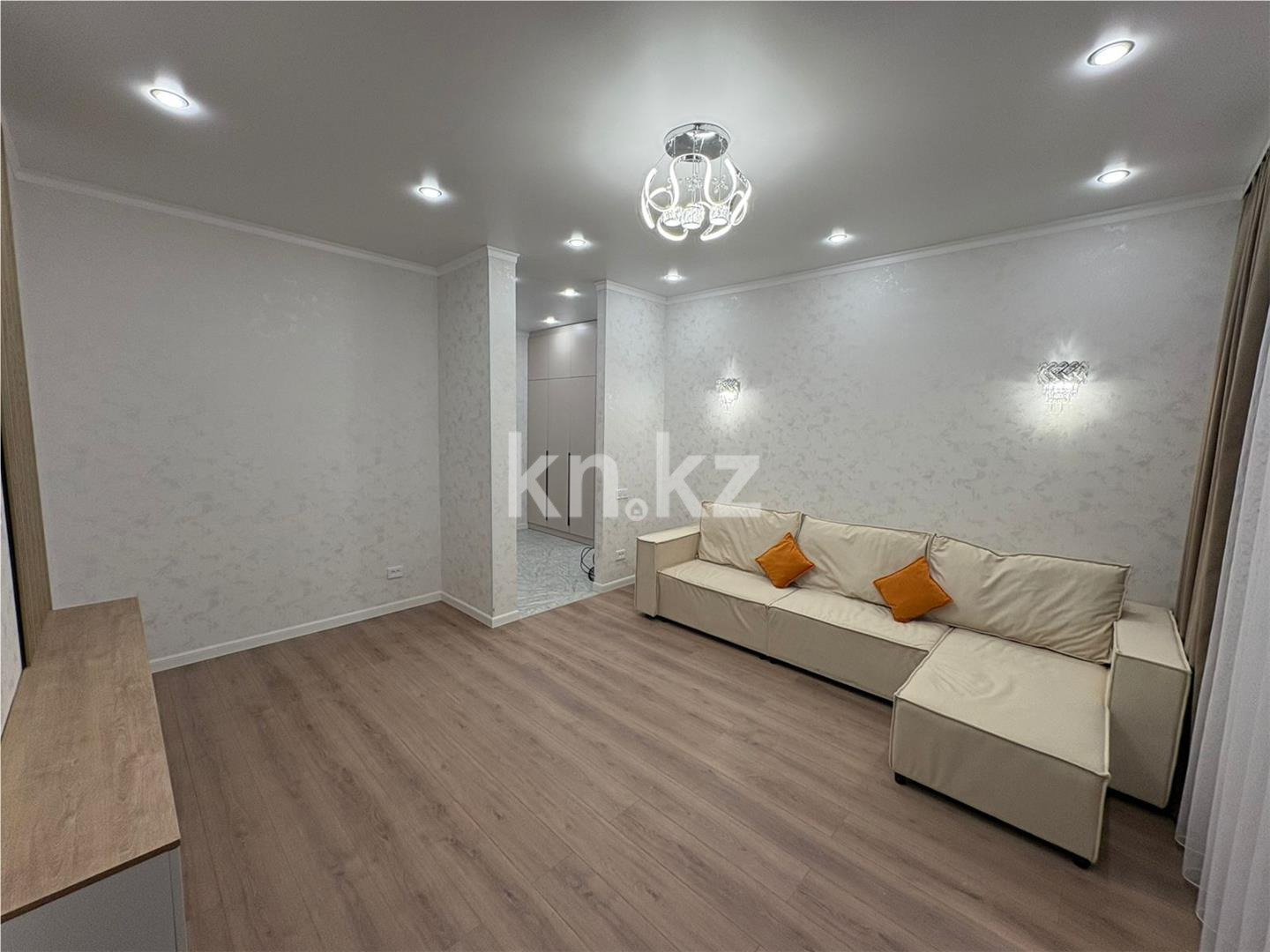 Продажа 3-комнатной квартиры, 80 м², 137 учетный квартал, дом  343 - Продажа квартир в Караганде фото 2 из 17