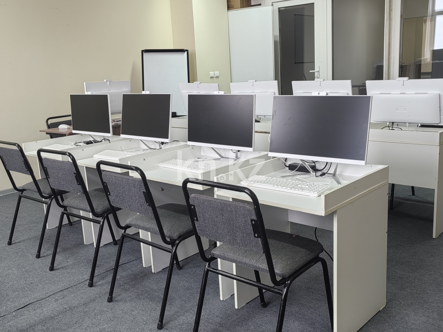 Аренда , пр. Султана Бейбарыса, дом  500 - Продажа квартир в Атырау фото 6 из 9