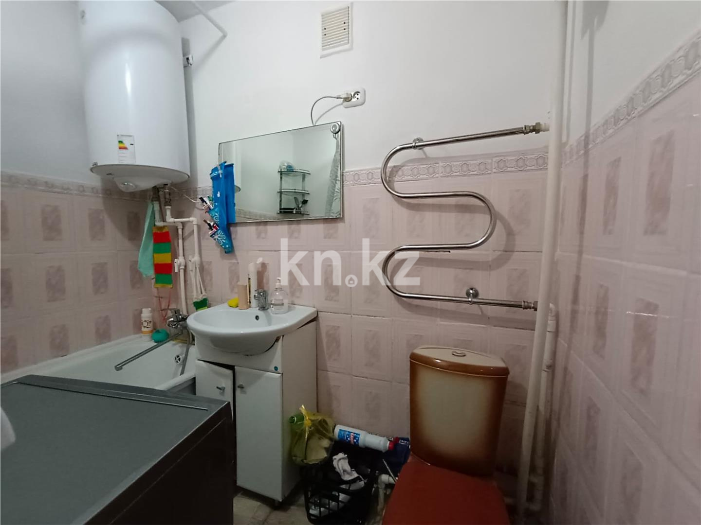 Продажа 3-комнатной квартиры, 63 м², мкр-н 21, дом  25 в Караганде - фото 11