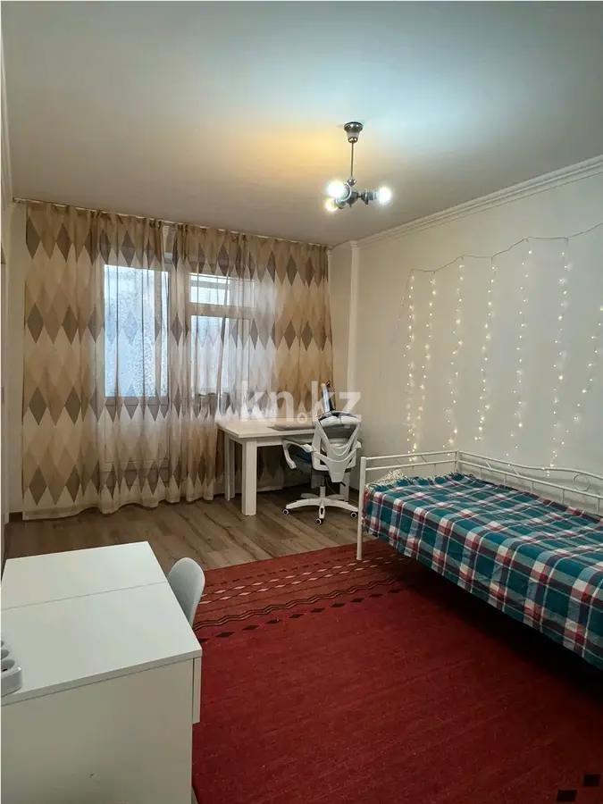 Продажа 1-комнатной квартиры, 34 м², ул. Жарокова, дом  290 в Алматы