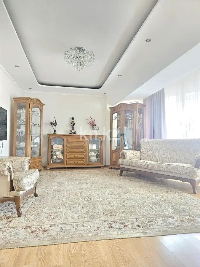 Продажа 4-комнатной квартиры, 118 м² в Алматы