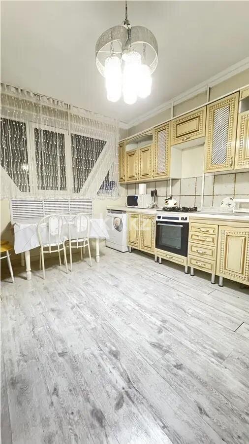 Продажа 2-комнатной квартиры, 65 м² в Алматы - фото 3