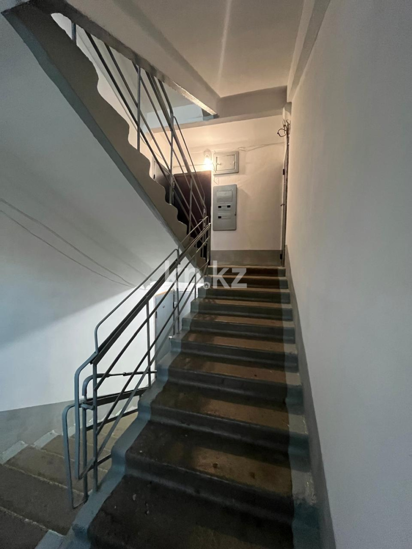 Продажа 3-комнатной квартиры, 63 м², пр. Республики, дом  24 в Караганде - фото 13